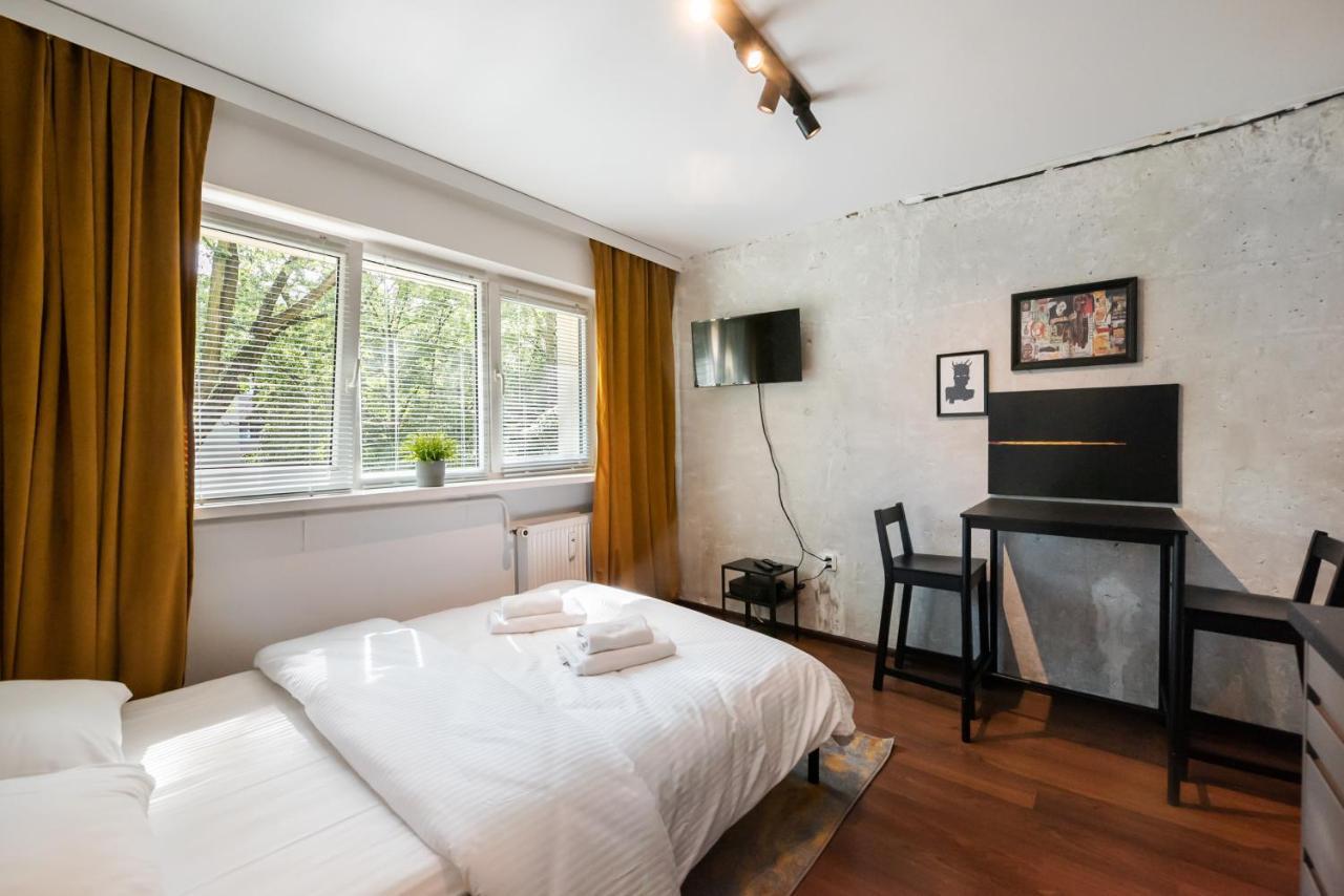 Ferienwohnung Ochota Funky Studio Warschau Exterior foto
